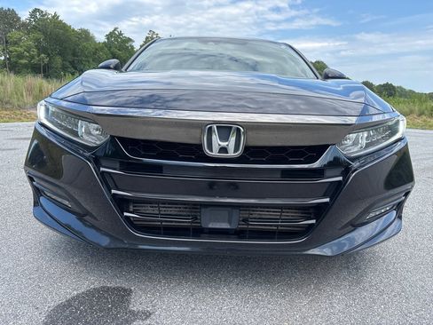 Used 2020 Honda Accord Sport image 8