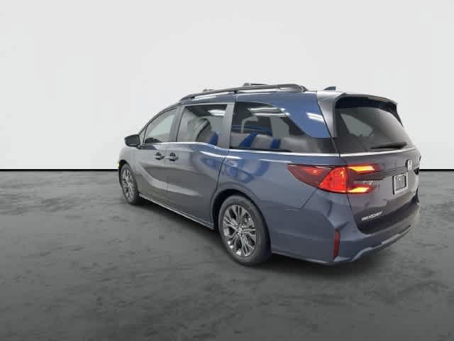 New 2027 Honda Odyssey Touring image 2