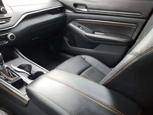 Used 2021 Nissan Altima 2.5 SR image 12