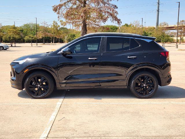 Used 2024 Buick Encore GX Sport Touring w/ Advanced Technology Package FWD image 4