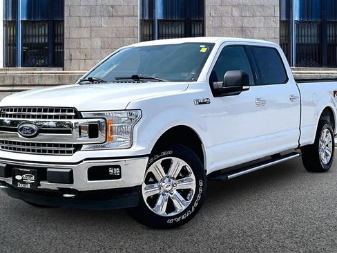 Used 2018 Ford F150 XLT w/ Equipment Group 302A Luxury AWD/4WD image 2