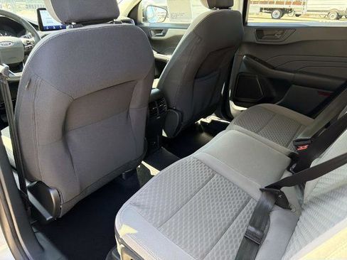 Certified 2022 Ford Escape SE w/ SE Sport Appearance Package image 15