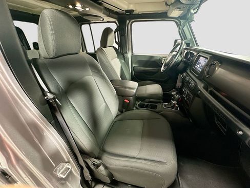 Used 2019 Jeep Wrangler Unlimited Sport S AWD/4WD image 29
