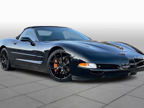 Used 1999 Chevrolet Corvette Convertible w/ Memory Pkg image 4