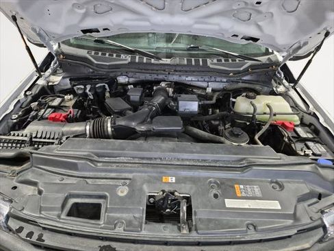 Used 2022 Ford F250 XL w/ Power Equipment Group image 10