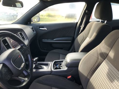 Used 2023 Dodge Charger SXT image 12