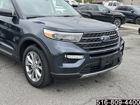 Used 2023 Ford Explorer XLT w/ Equipment Group 202A AWD/4WD image 2