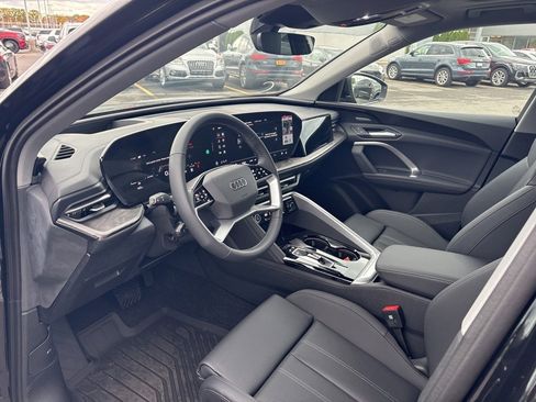 New 2025 Audi Q5 Premium Plus image 9