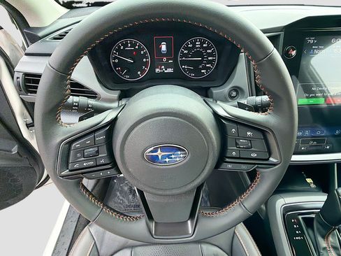 Used 2024 Subaru Crosstrek 2.5i Limited w/ Popular Package #4A AWD/4WD image 35