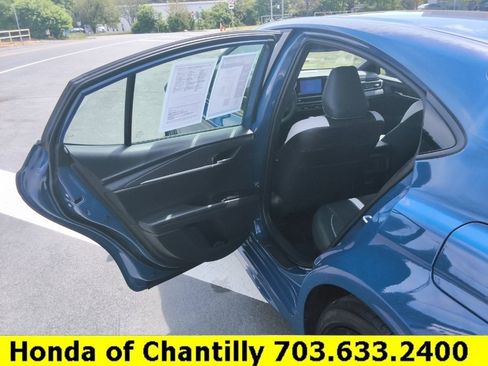 Used 2026 Toyota Camry SE FWD image 32
