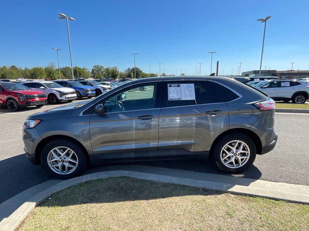 Used 2024 Ford Edge SEL AWD/4WD image 4