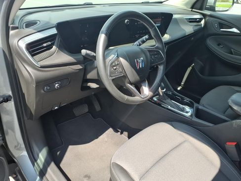 Certified 2024 Buick Encore GX Preferred w/ Comfort Package FWD image 21