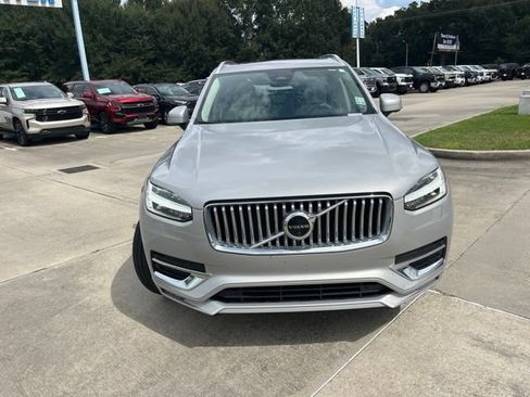 Used 2023 Volvo XC90 B6 Plus w/ Protection Package Premier AWD/4WD image 11