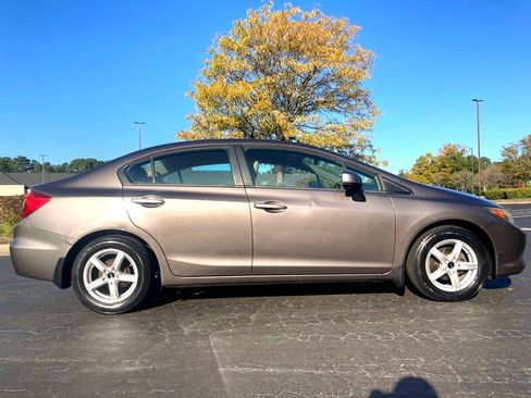 Used 2012 Honda Civic LX image 3