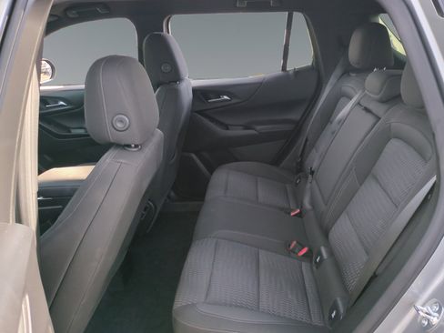 Used 2025 Chevrolet Equinox LT image 13