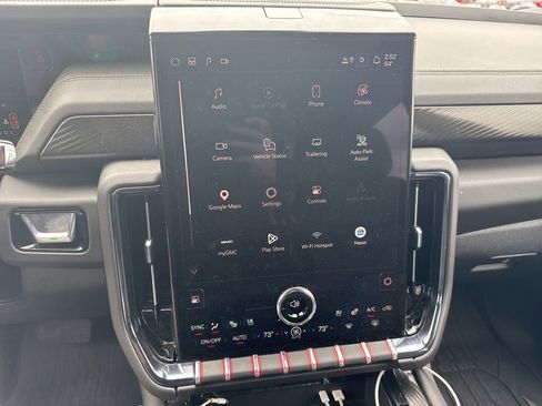 Used 2025 GMC Yukon AT4 w/ Premium Trailering Package AWD/4WD image 20