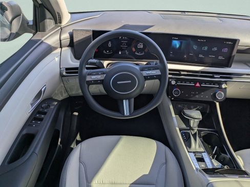 New 2026 Hyundai Tucson SEL image 17