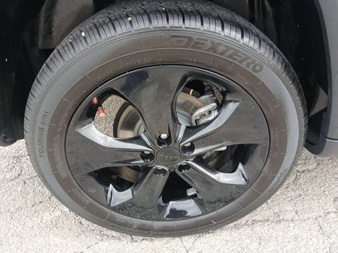 Used 2021 Jeep Compass Latitude FWD image 48