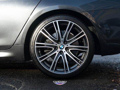 Used 2019 BMW 540i w/ M Sport Package image 12