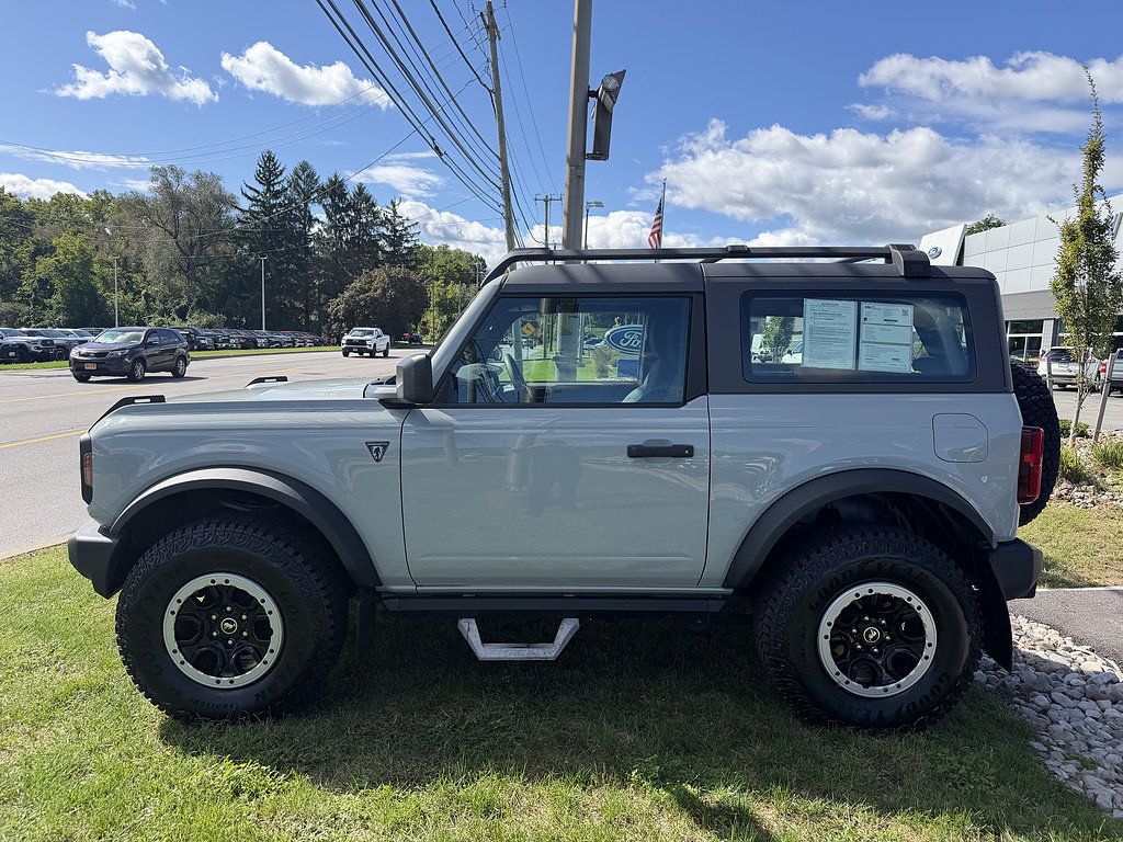Certified 2022 Ford Bronco 2-Door w/ Sasquatch Package AWD/4WD image 3
