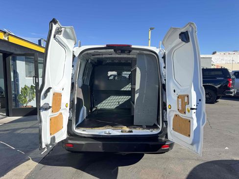 Used 2021 Ford Transit Connect XL image 7