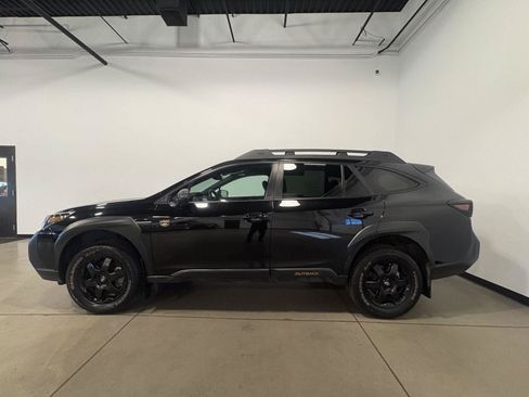 Used 2022 Subaru Outback Wilderness AWD/4WD image 6