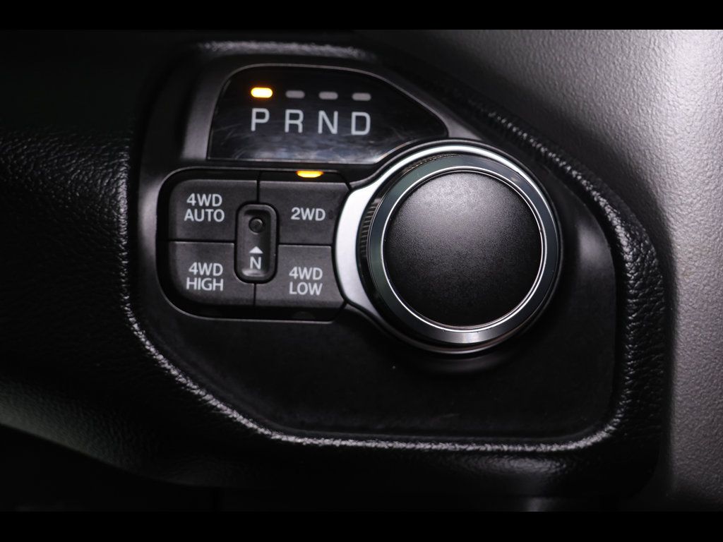 Used 2022 RAM 1500 Big Horn AWD/4WD image 16