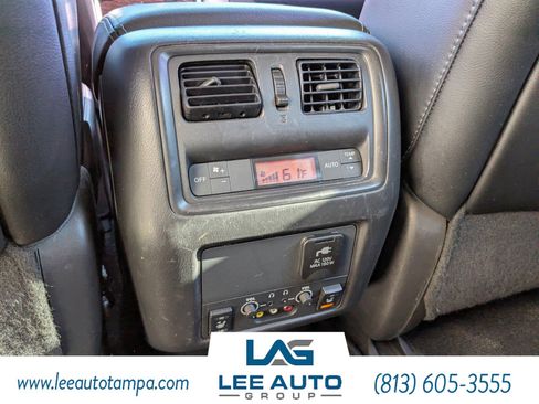 Used 2015 Nissan Pathfinder Platinum w/ Family Entertainment Package image 15