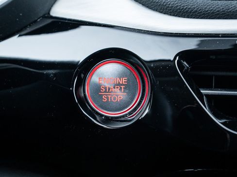 Certified 2023 Acura MDX SH-AWD image 38