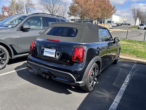 Used 2023 MINI Cooper S image 21