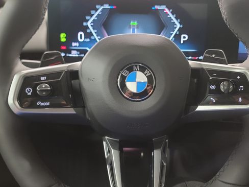 Used 2026 BMW 530i xDrive w/ M Sport Package AWD/4WD image 16