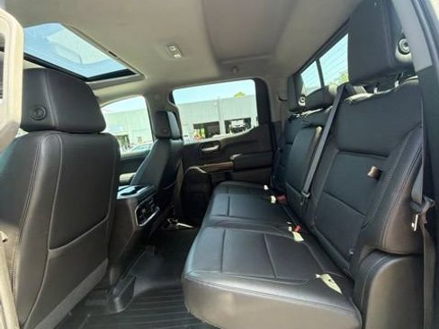 Used 2019 GMC Sierra 1500 SLT w/ SLT Premium Plus Package AWD/4WD image 24