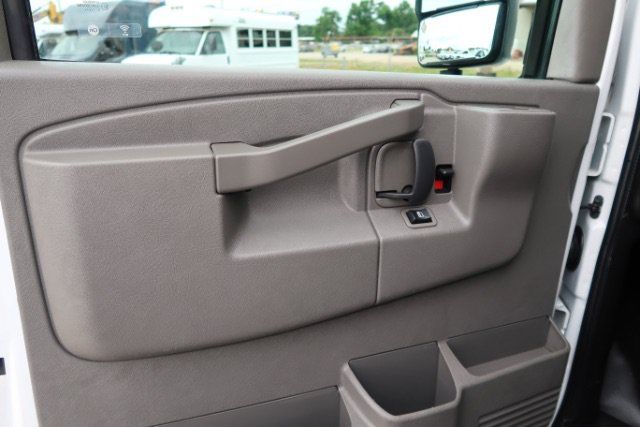 Used 2020 Chevrolet Express 3500 w/ Power Convenience Package RWD image 9