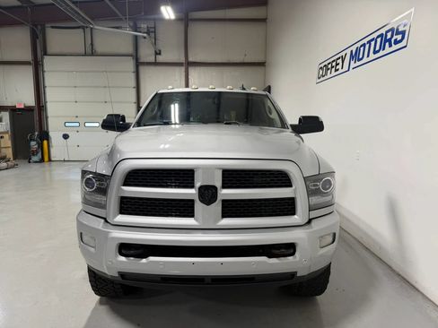 Used 2017 RAM 2500 Laramie w/ Sport Appearance Group AWD/4WD image 8