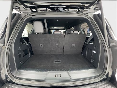 Used 2023 Ford Expedition Limited RWD image 17