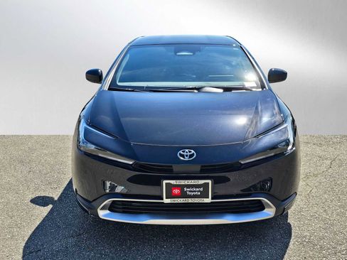 Used 2026 Toyota Prius Plug-In Hybrid image 8