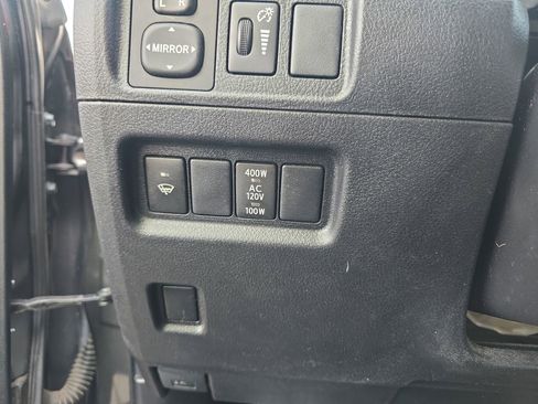 Used 2016 Toyota 4Runner SR5 Premium AWD/4WD image 28