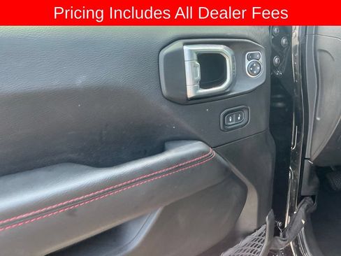 Used 2023 Jeep Wrangler Unlimited Rubicon w/ Steel Bumper Group AWD/4WD image 10