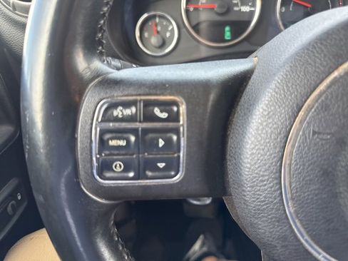 Used 2011 Jeep Wrangler Unlimited Sport image 23