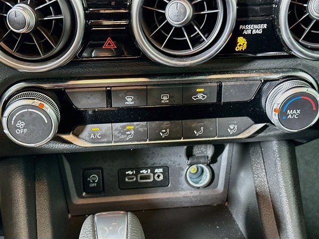 Used 2024 Nissan Sentra SV FWD image 16