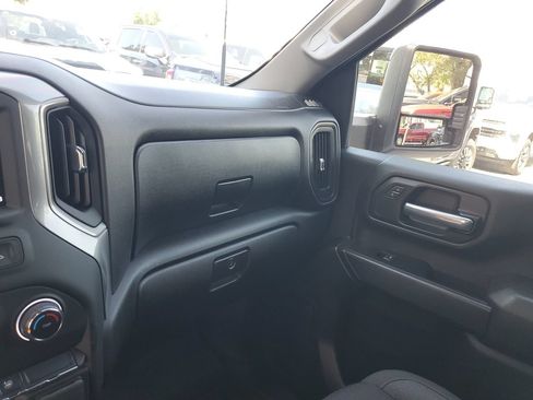 Used 2025 Chevrolet Silverado 2500 Custom w/ Custom Convenience Package AWD/4WD image 27