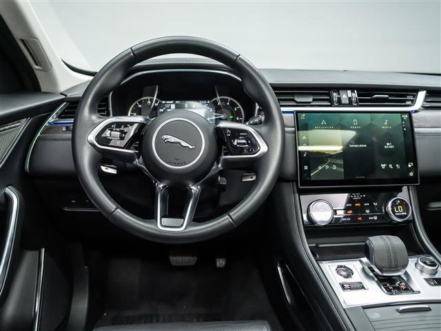 Used 2023 Jaguar F-PACE S AWD/4WD image 19
