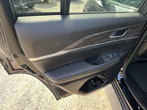 Certified 2024 Jeep Grand Cherokee Limited image 23