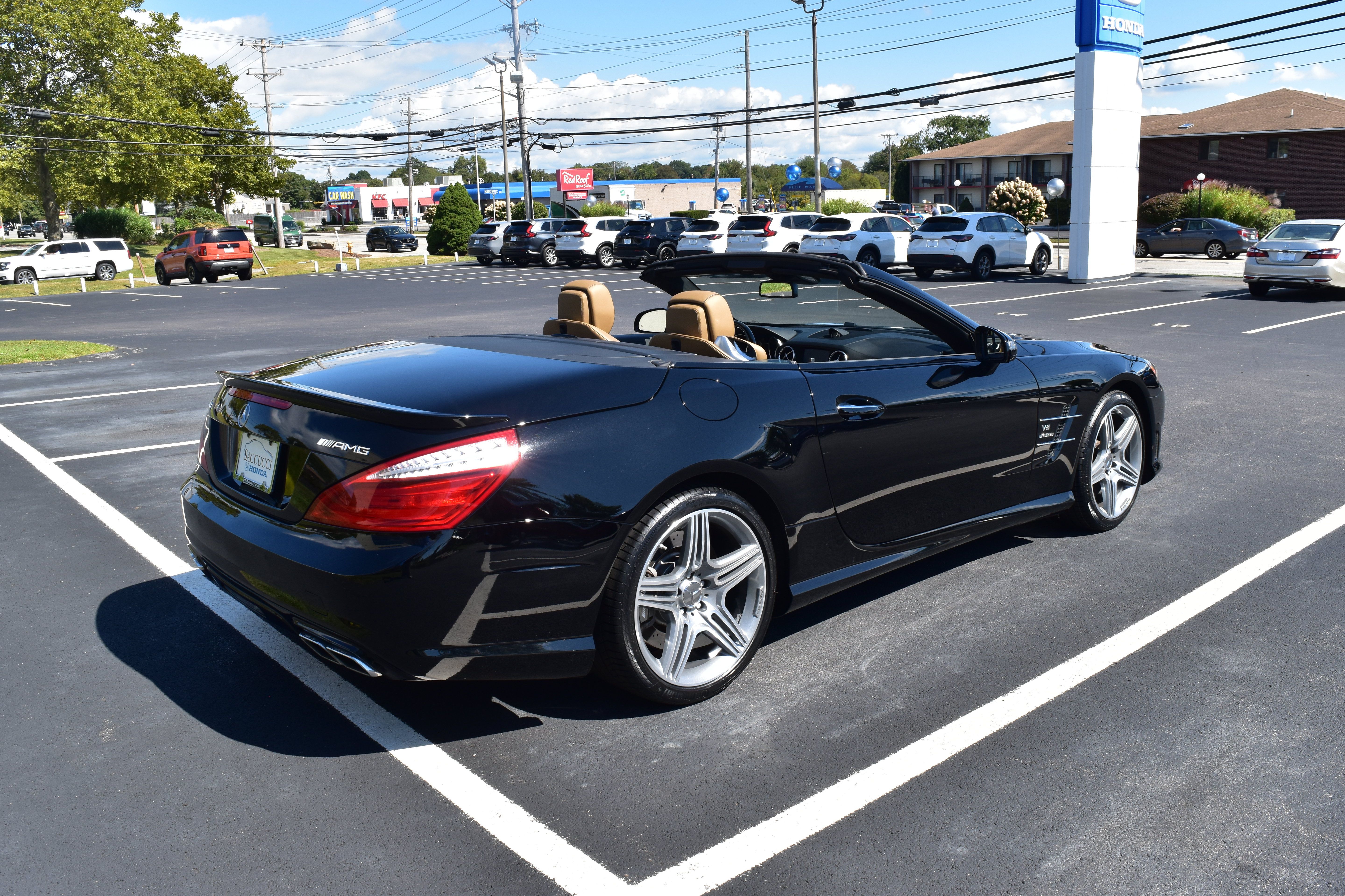 Used 2014 Mercedes-Benz SL 63 AMG image 3
