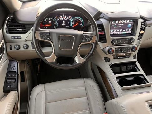 Used 2019 GMC Yukon Denali w/ Denali Ultimate Package image 10