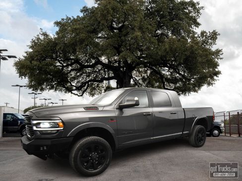 Used 2022 RAM 2500 Laramie w/ Night Edition image 1
