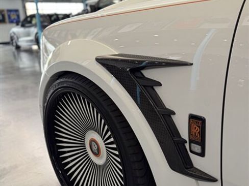 Used 2026 Rolls-Royce Cullinan AWD/4WD image 11