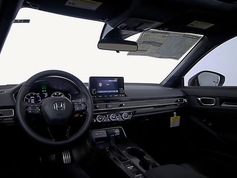 Certified 2025 Honda Civic Sport image 12