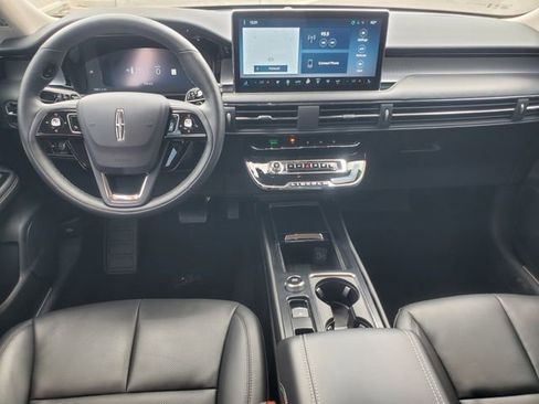 Certified 2024 Lincoln Corsair AWD w/ Equipment Group 101A image 23