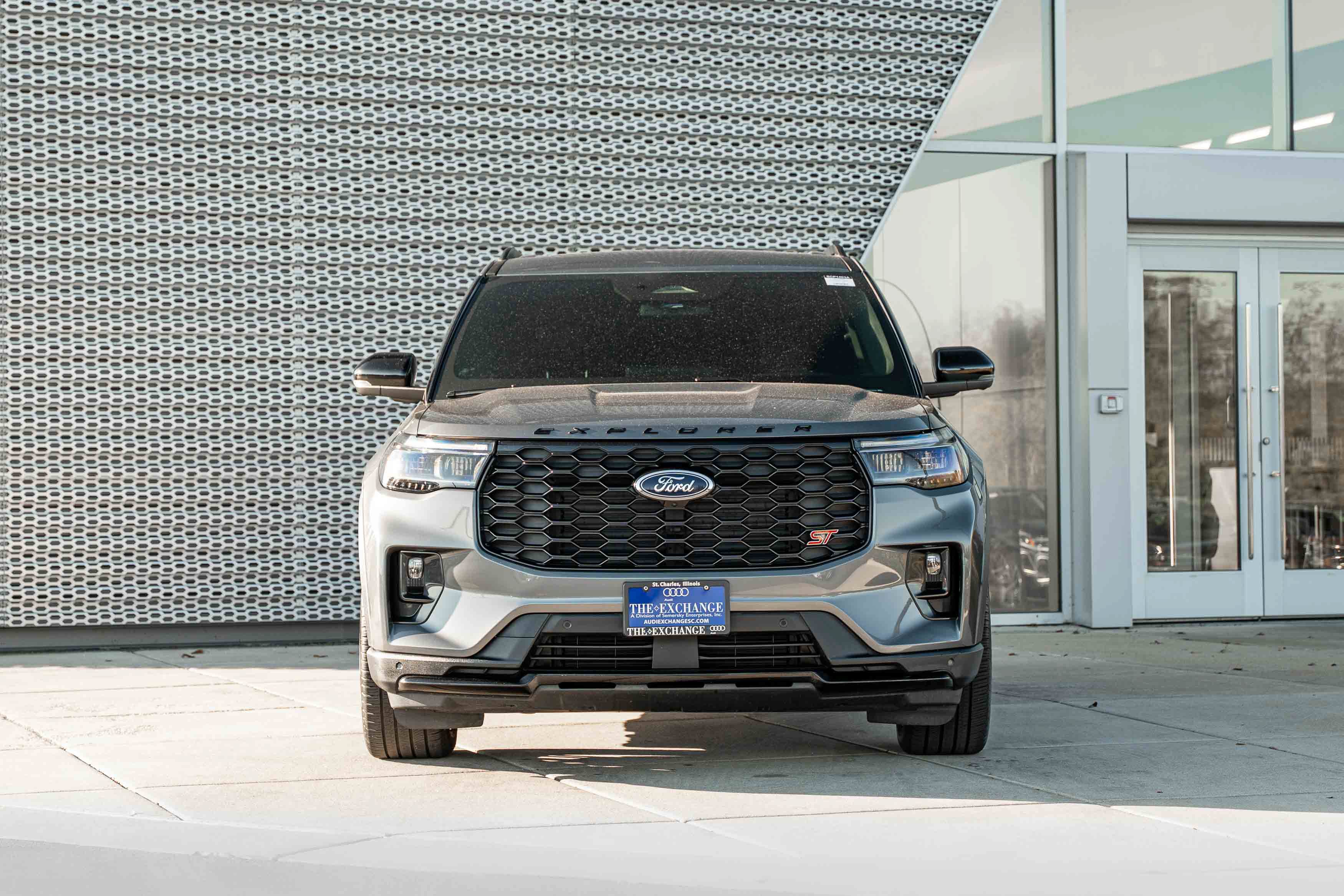 Used 2025 Ford Explorer ST AWD/4WD image 33